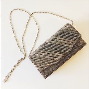 🌻Silver Metallic Evening Bag Crossbody or Clutch!